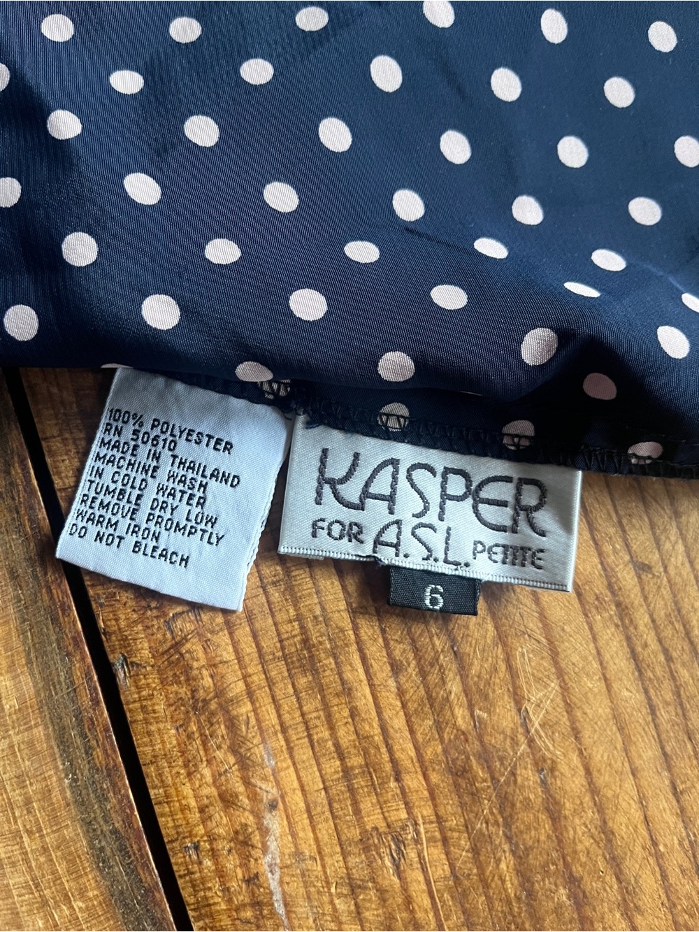 Kasper Navy and Pink Polka Dot Camisole - Picture 4 of 4